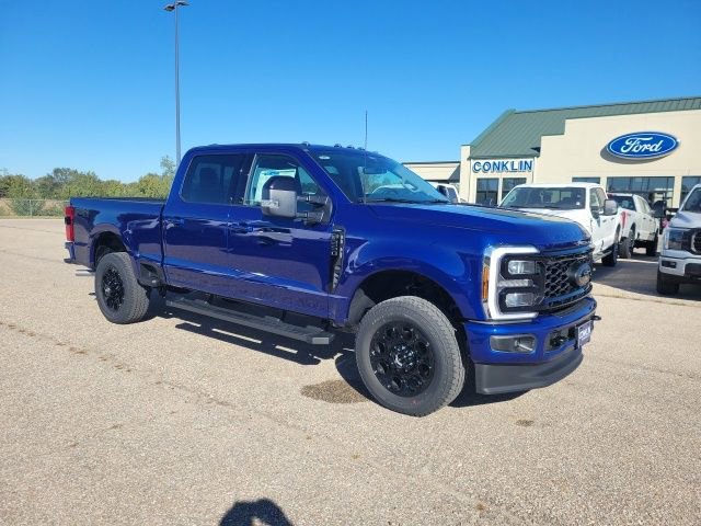 New 2026 Ford F250 Lariat w/ Black Appearance Package image 26