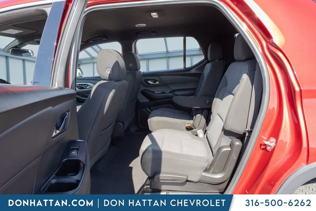 Used 2023 Chevrolet Traverse LT AWD/4WD image 14