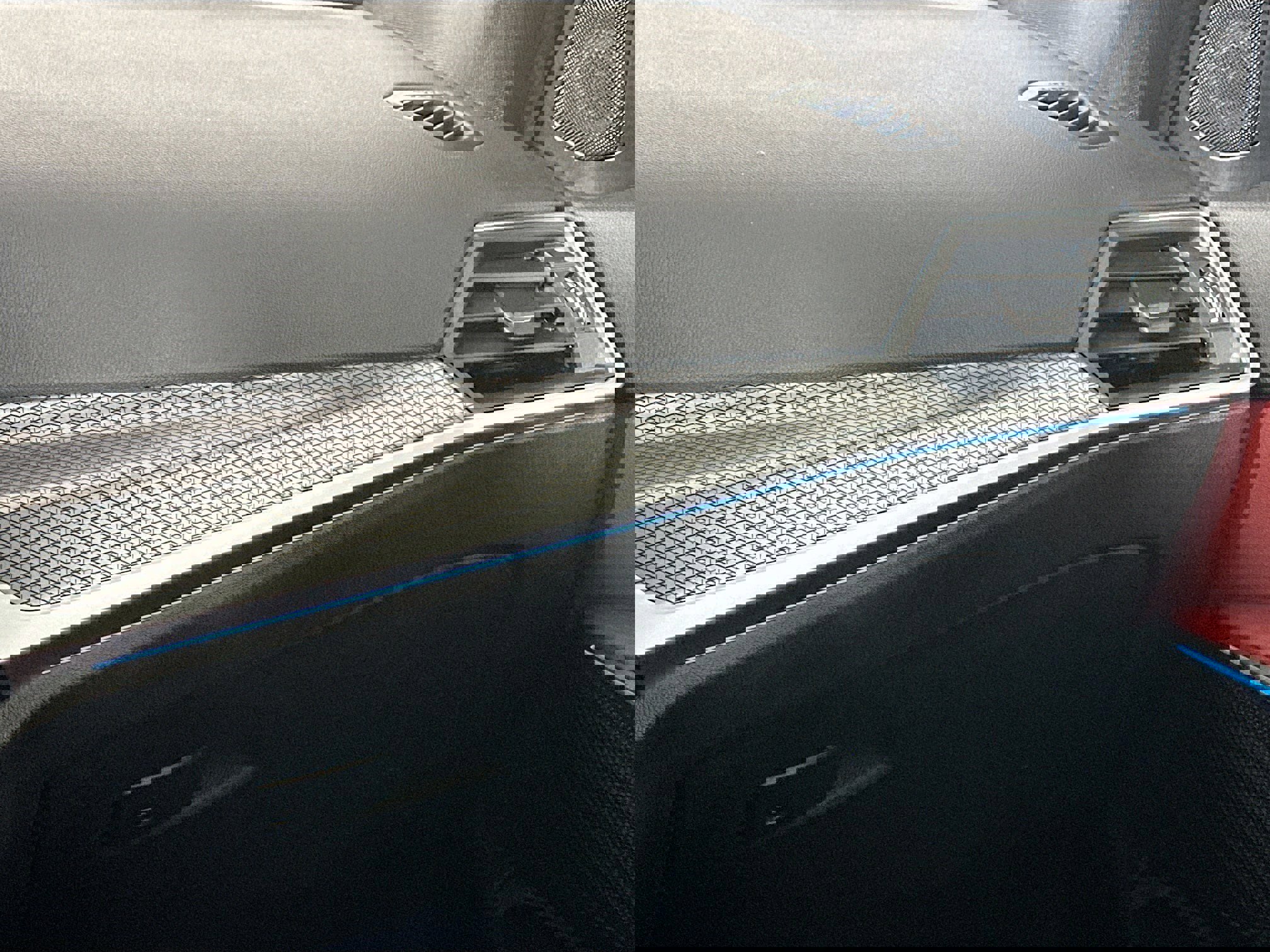 Used 2023 BMW 330e xDrive w/ M Sport Package image 17