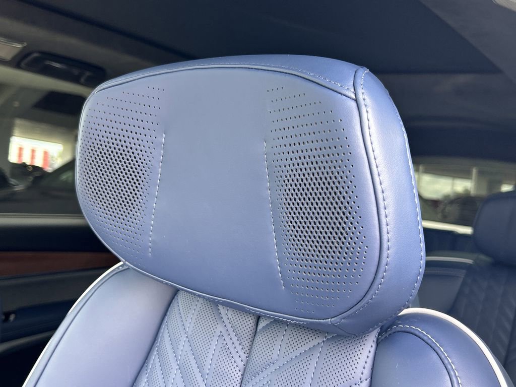 New 2026 Cadillac Vistiq Premium Luxury image 22