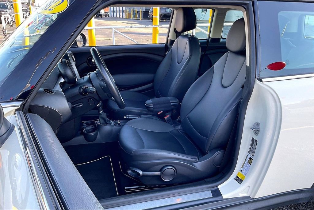 Used 2012 MINI Cooper Clubman FWD image 22