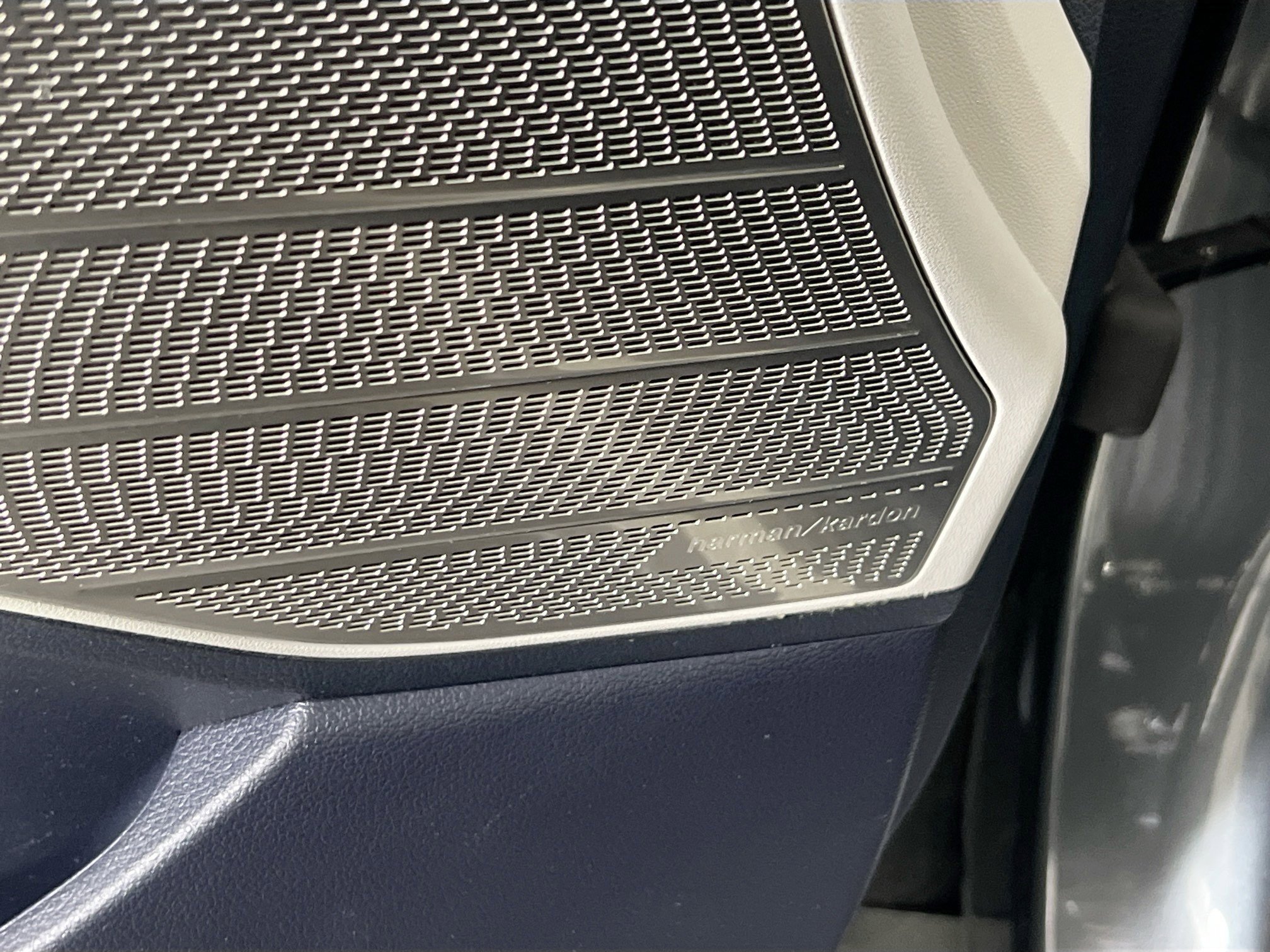 Used 2023 Hyundai Palisade Calligraphy image 19