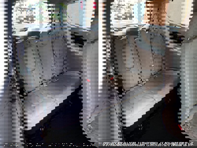 Used 2017 Chrysler Pacifica Touring-L Plus image 24