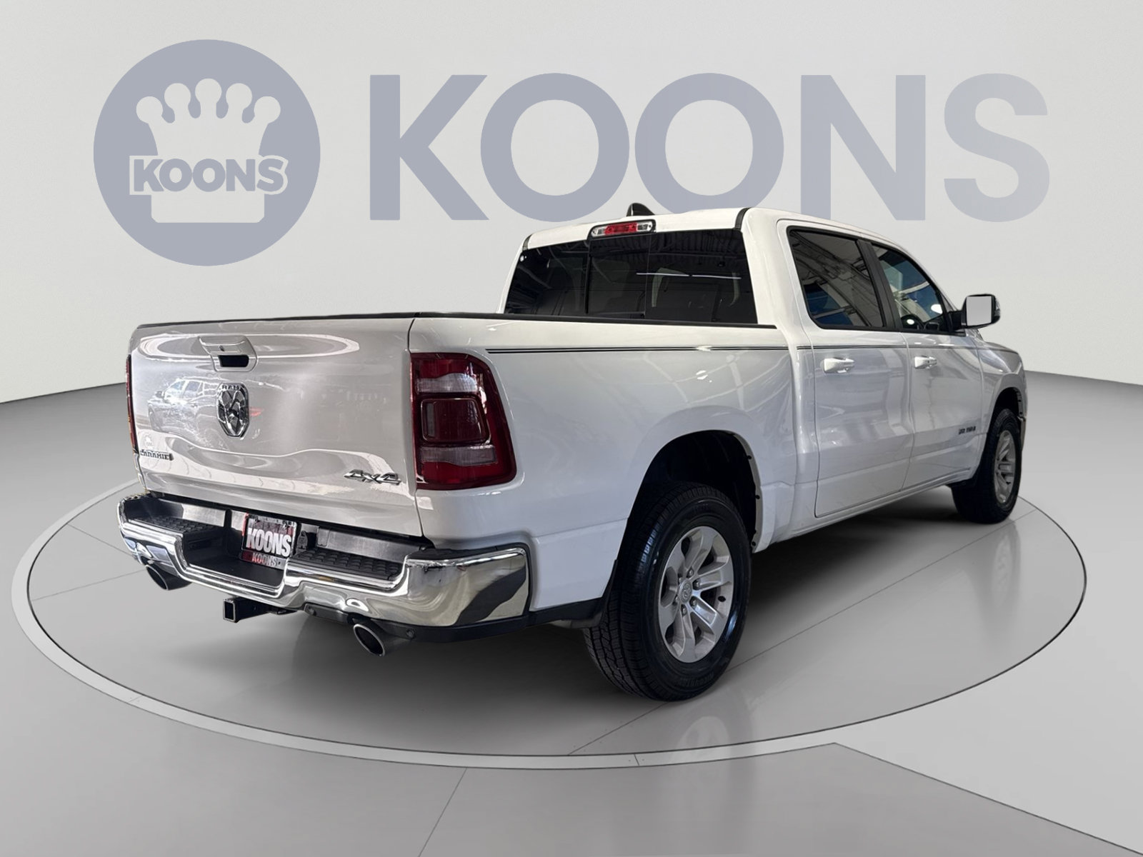 Used 2023 RAM 1500 Laramie AWD/4WD image 11