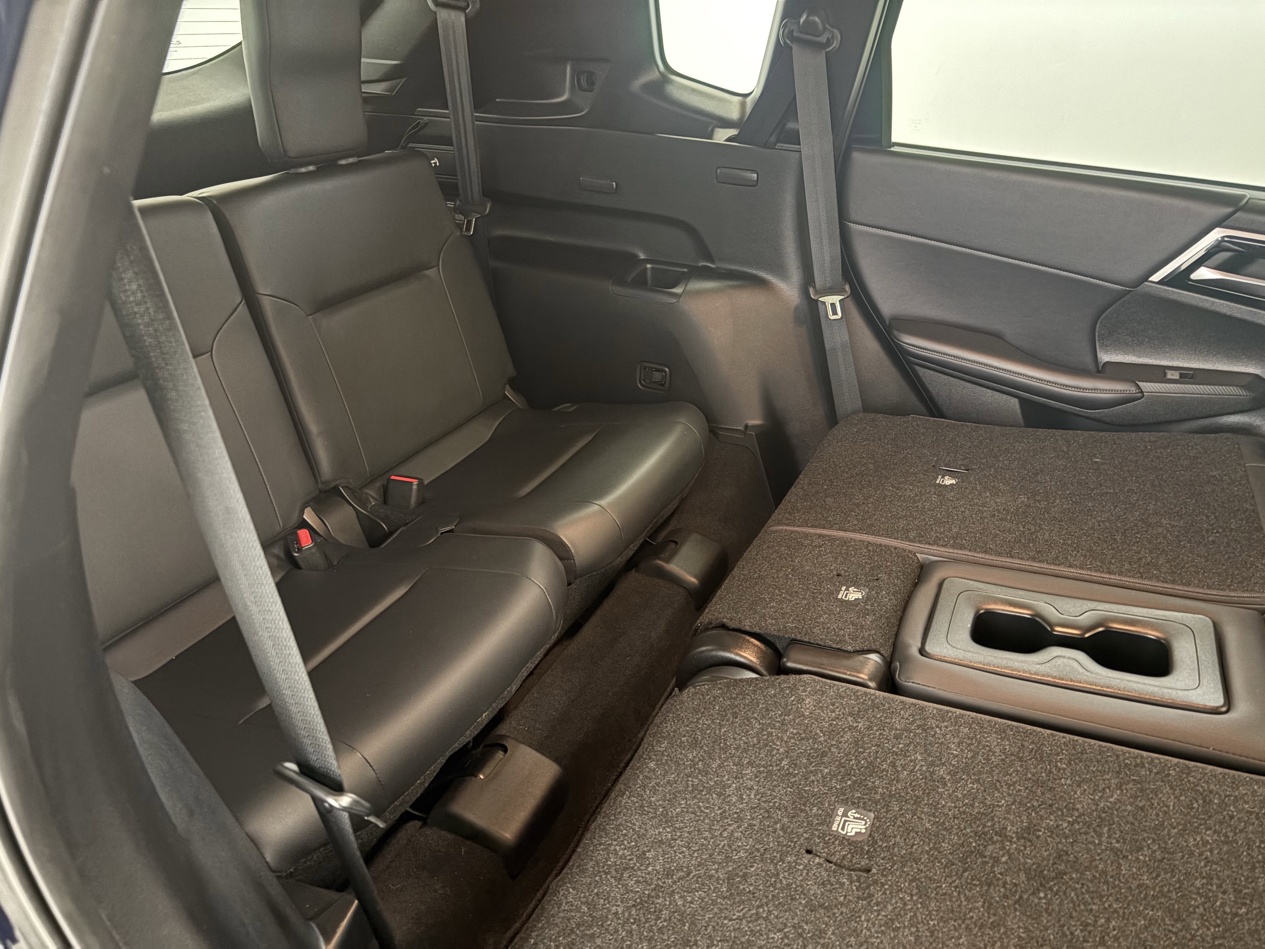 Used 2024 Mitsubishi Outlander SE Black Edition image 41