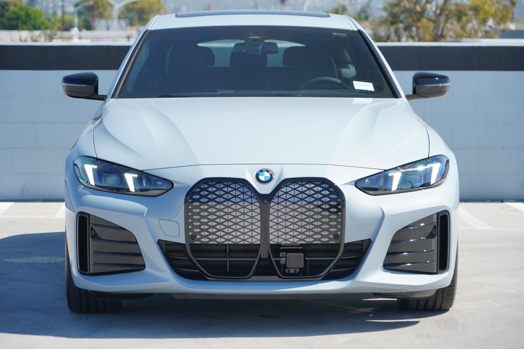 New 2026 BMW i4 eDrive40 w/ M Sport Package RWD image 2
