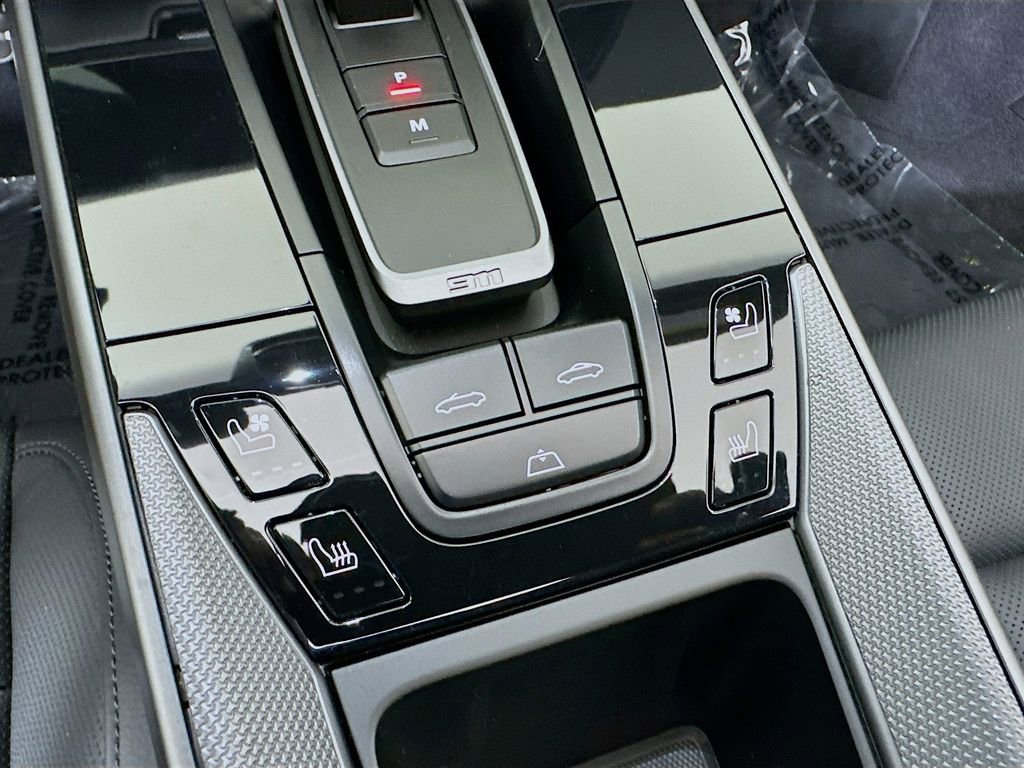 Used 2022 Porsche 911 Carrera image 23