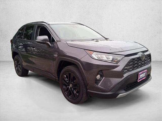 Used 2019 Toyota RAV4 Limited FWD image 3