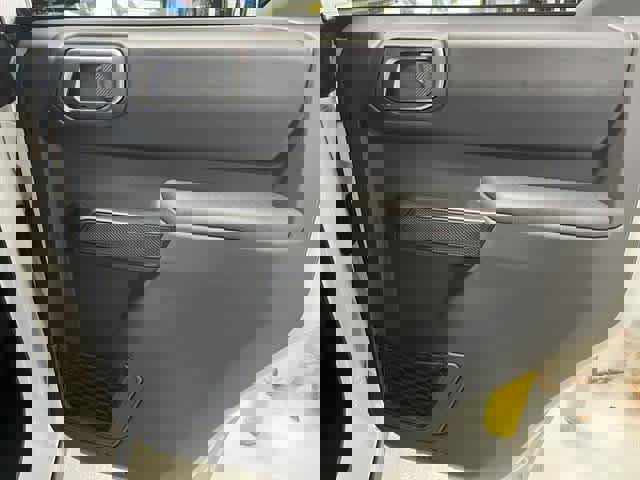 New 2025 Ford Bronco Badlands w/ Sasquatch Package image 29