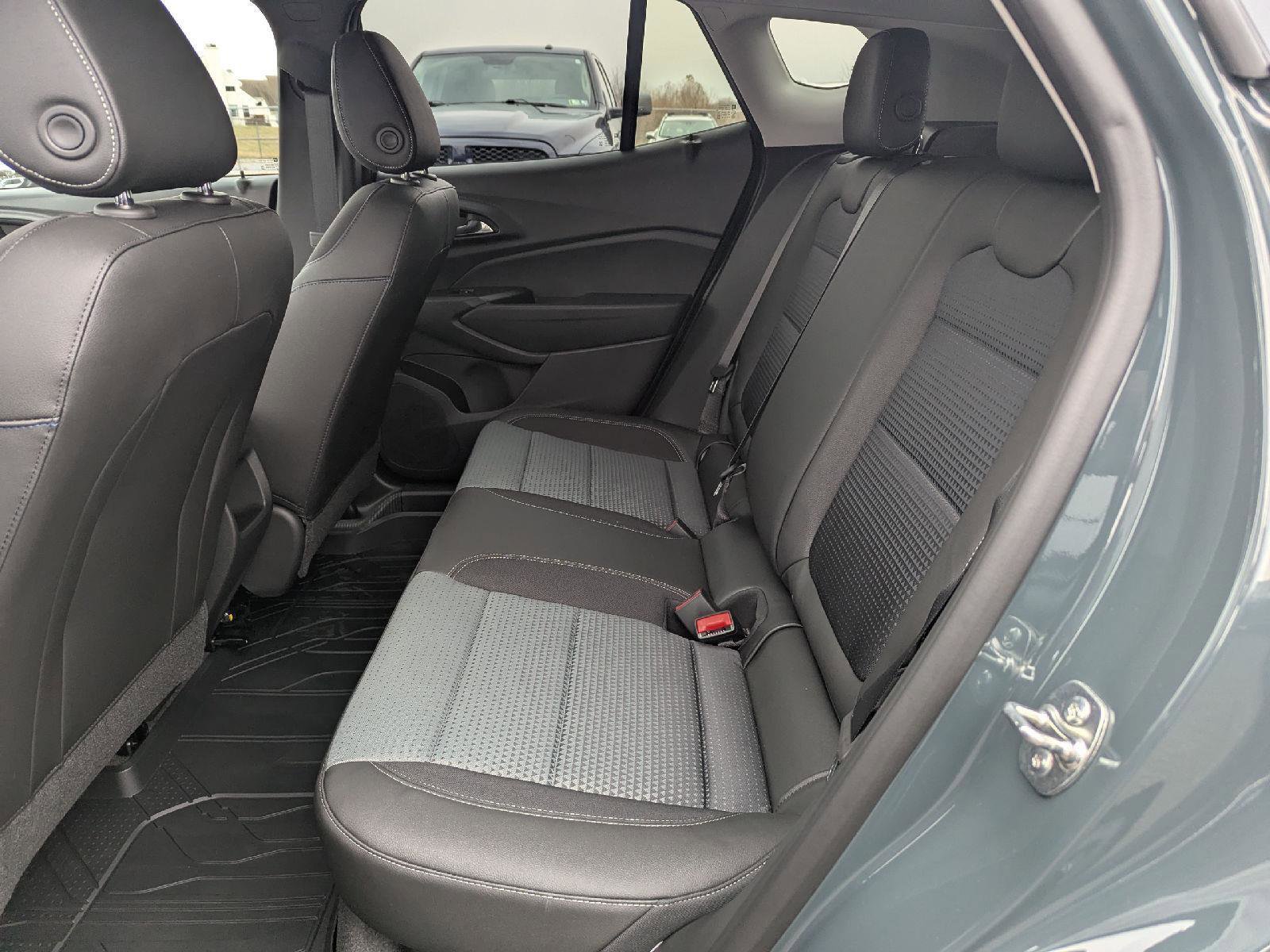 New 2026 Chevrolet Trax LT w/ Driver Confidence Package image 45