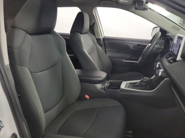 Used 2024 Toyota RAV4 LE image 15