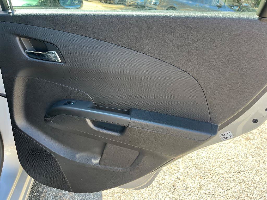 Used 2014 Chevrolet Sonic LT w/ Fun and Sun Package FWD image 15