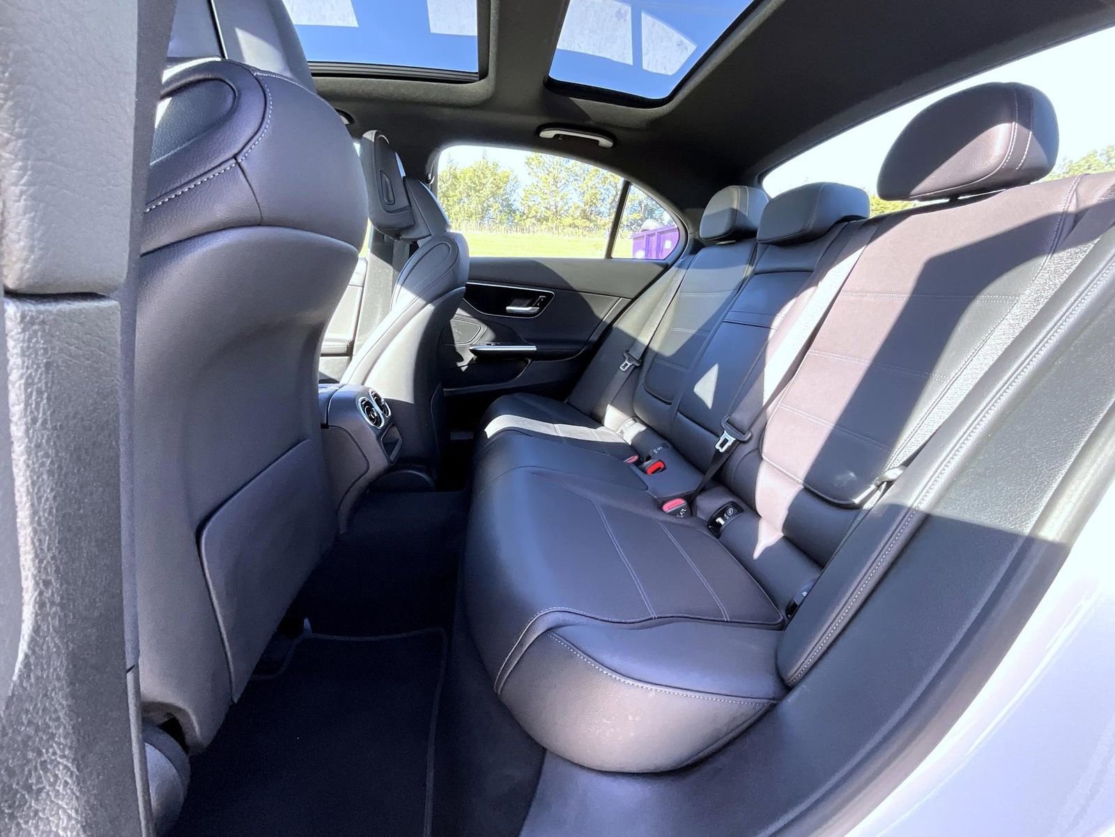 Used 2024 Mercedes-Benz C 300 C 300 image 18