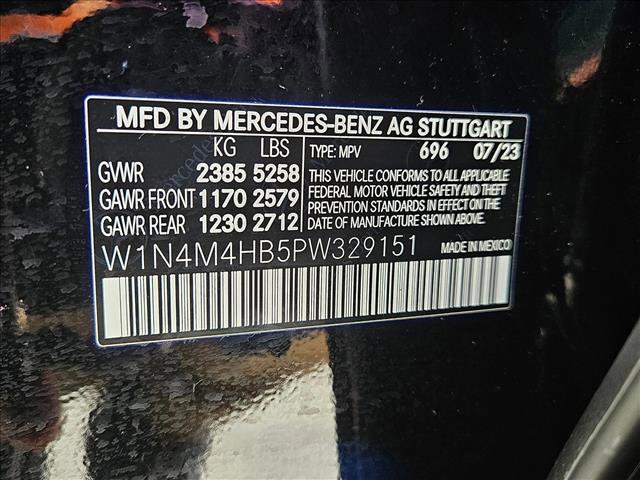 Used 2023 Mercedes-Benz GLB 250 4MATIC image 27