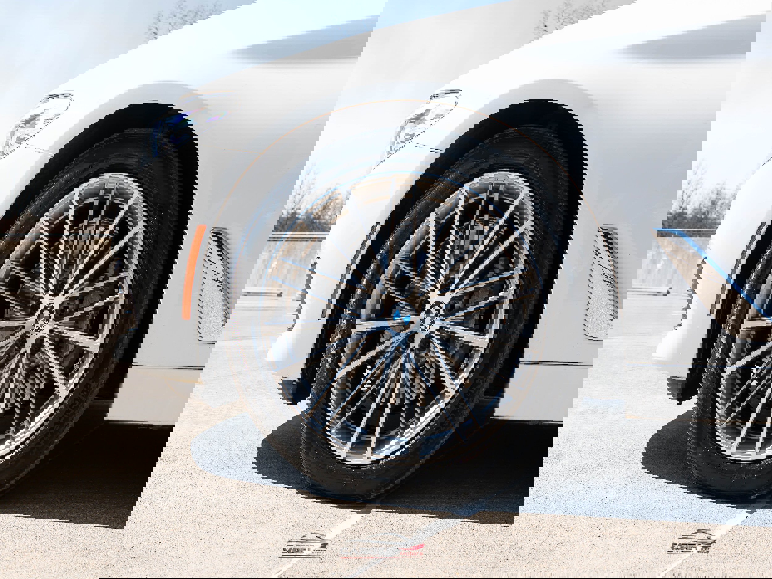 Used 2018 BMW 530i xDrive w/ Premium Package image 10