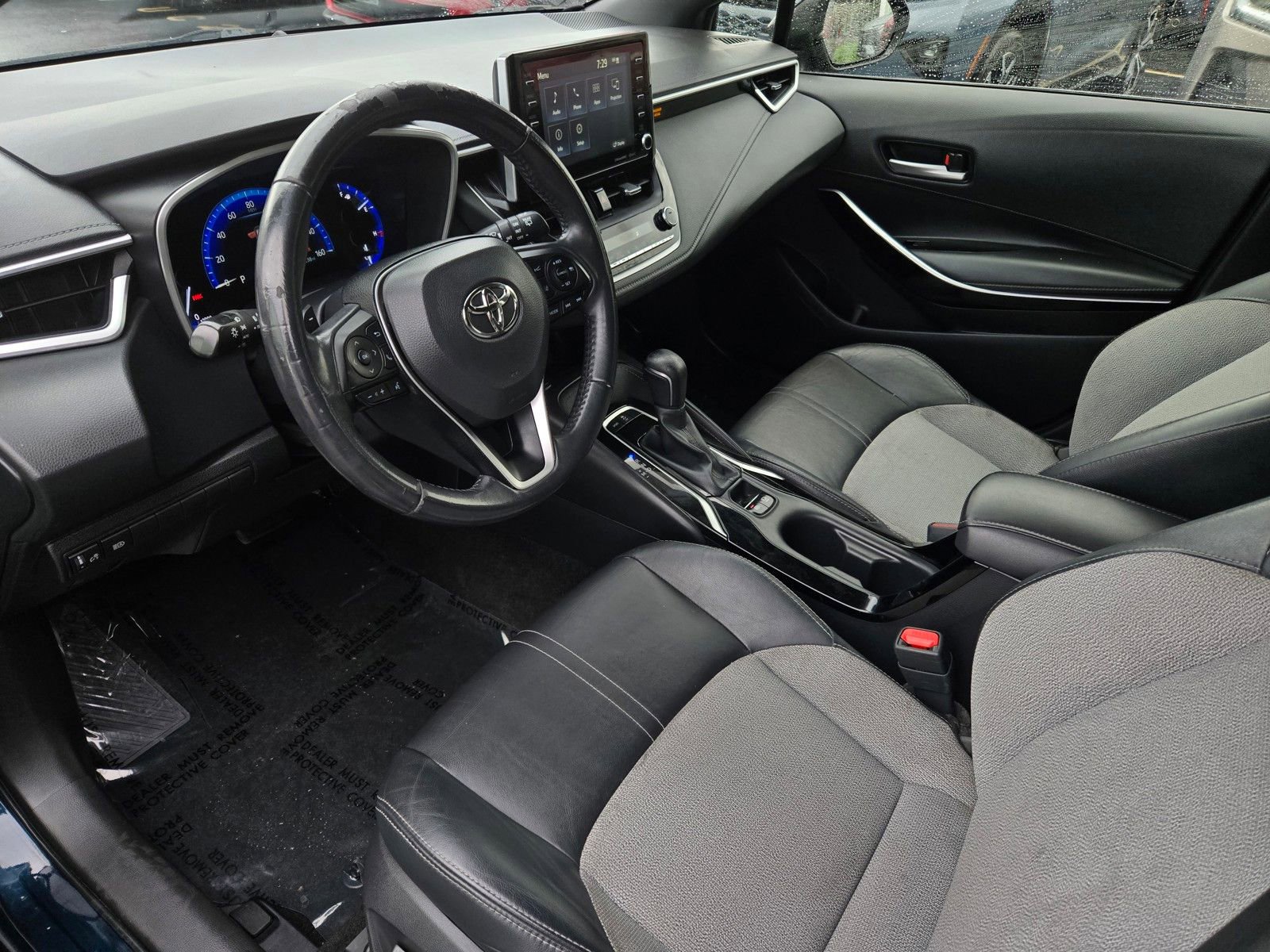 Used 2022 Toyota Corolla XSE image 7