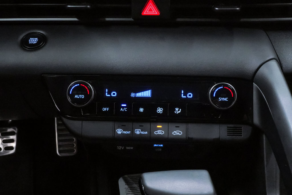 Certified 2026 Hyundai Elantra Sport FWD image 17