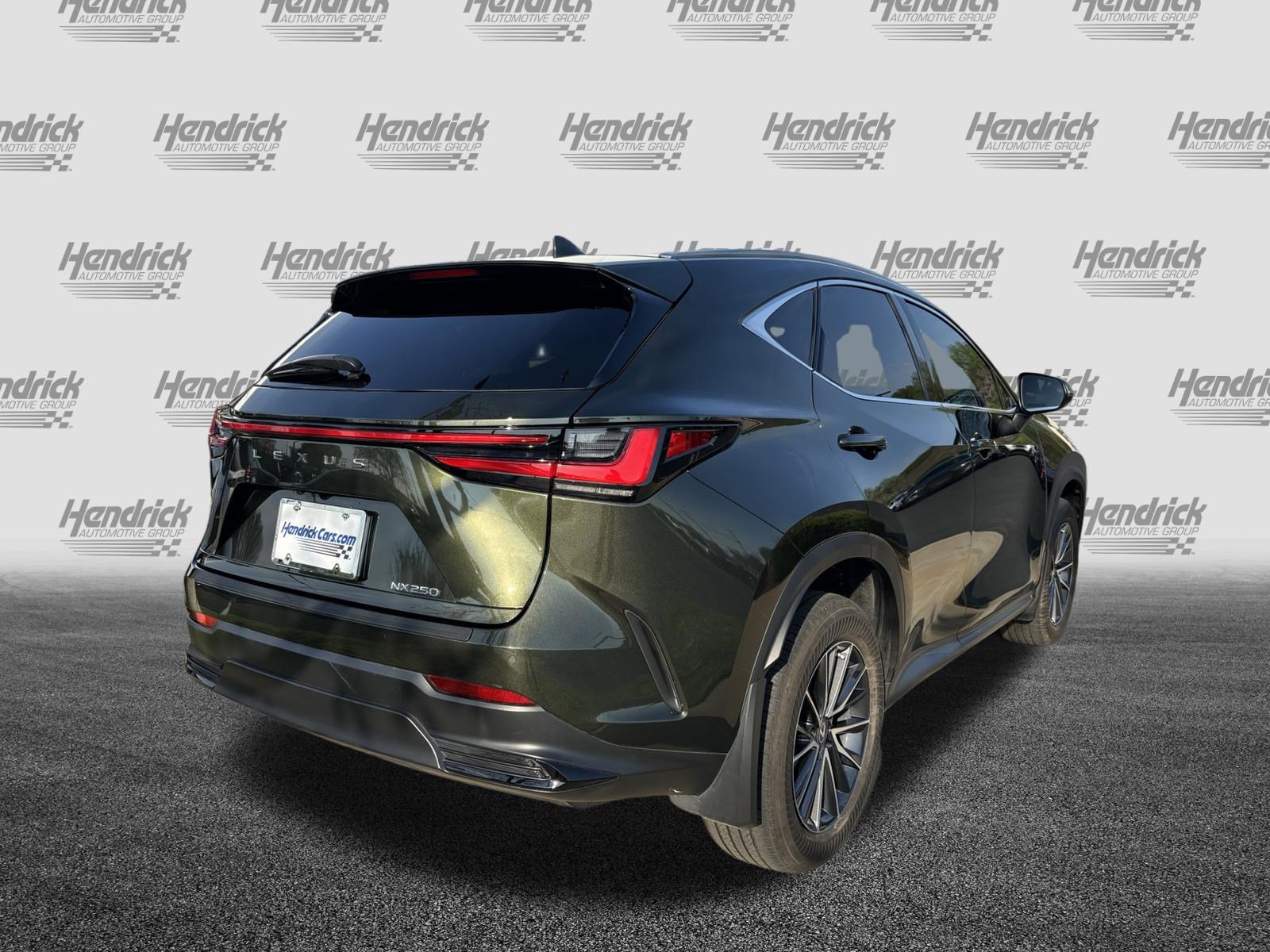 Used 2024 Lexus NX 250 FWD image 10