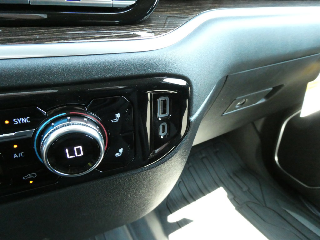 New 2026 GMC Sierra 2500 SLE w/ SLE Value Package; AWD/4WD image 26