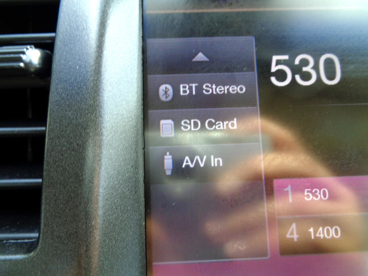 Used 2014 Lincoln MKS image 22