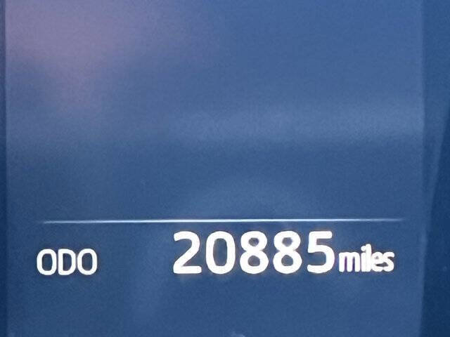 Used 2024 Toyota Camry SE image 13