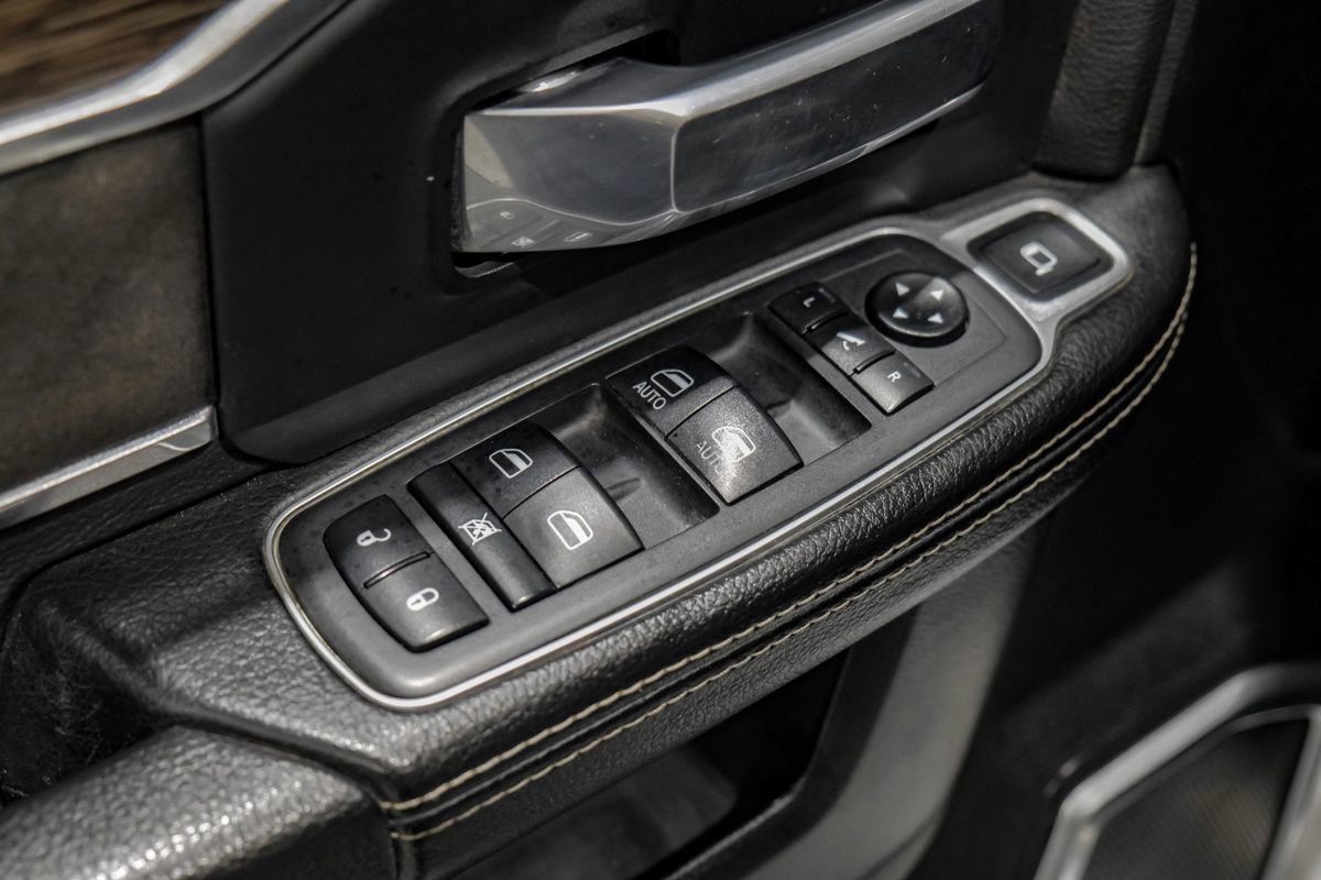 Used 2020 RAM 3500 Laramie image 45