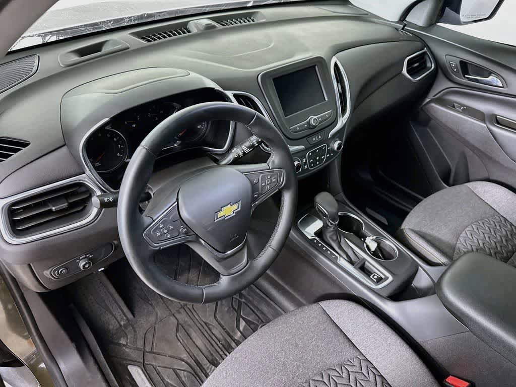 Used 2024 Chevrolet Equinox LT w/ LPO, Floor Liner Package FWD image 2
