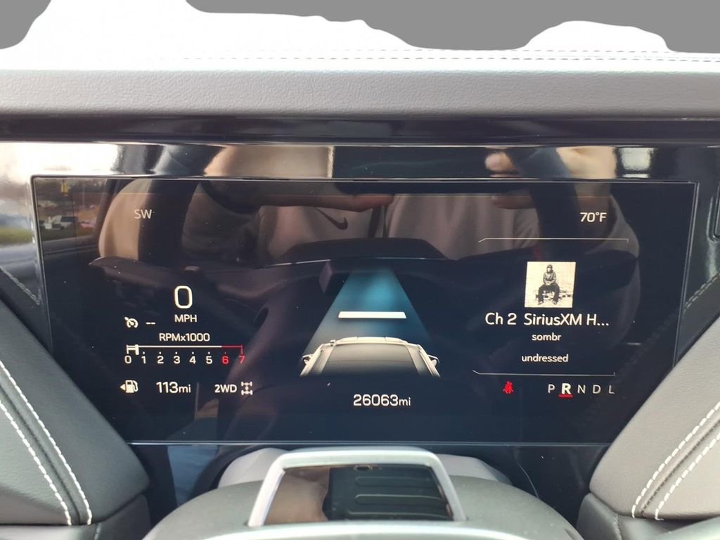 Used 2025 GMC Yukon AT4 Ultimate w/ LPO, Floor Liner Package image 29