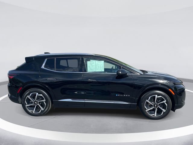 Used 2025 Chevrolet Equinox EV LT w/ Convenience Package image 4