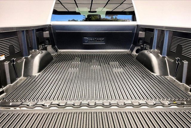 Used 2024 Chevrolet Silverado 2500 LT image 27