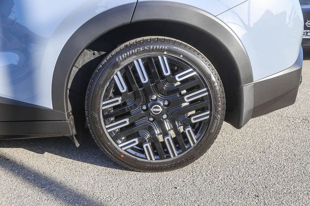 New 2026 Nissan Leaf Platinum+ FWD image 10