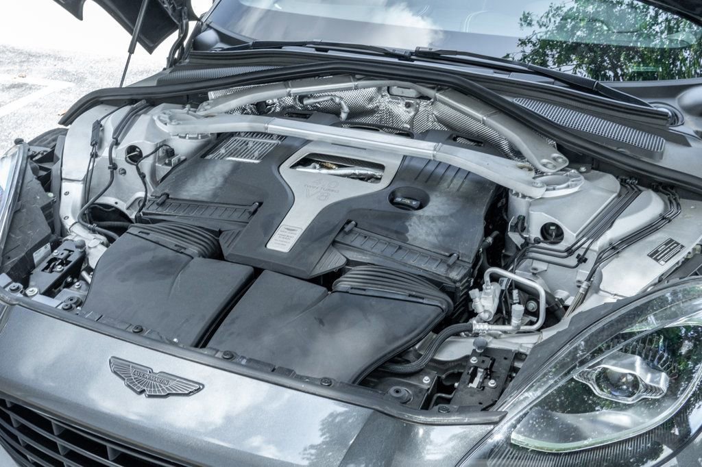 Used 2021 Aston Martin DBX AWD/4WD image 35