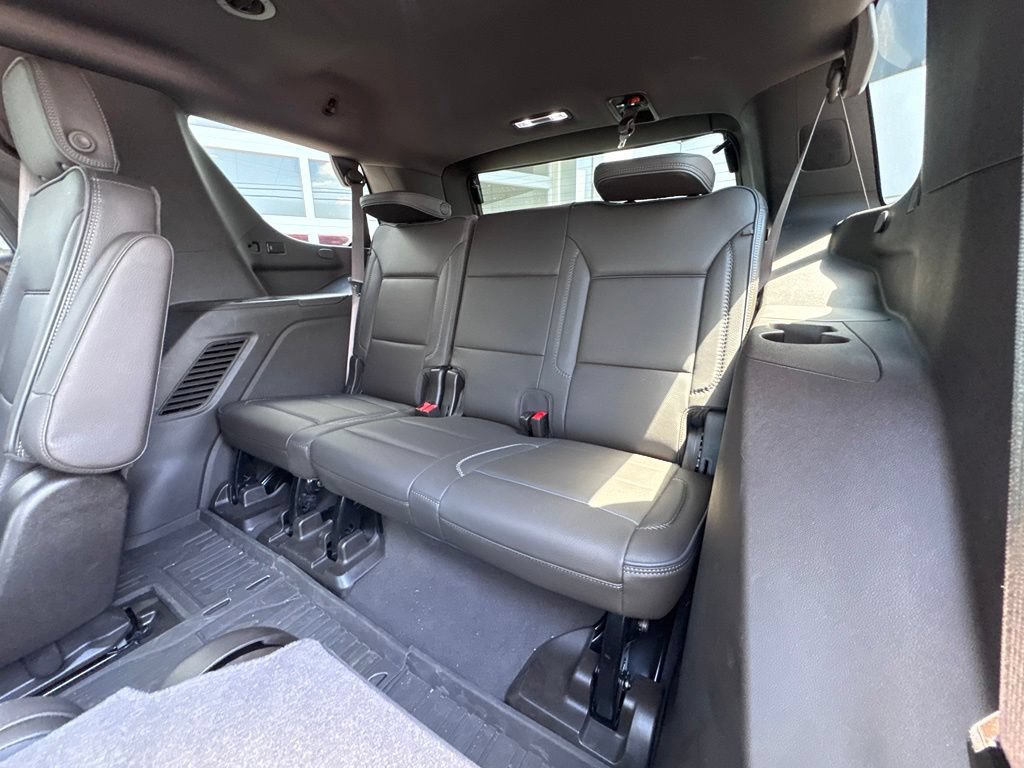 Used 2023 GMC Yukon Denali w/ LPO, Floor Liner Package AWD/4WD image 25