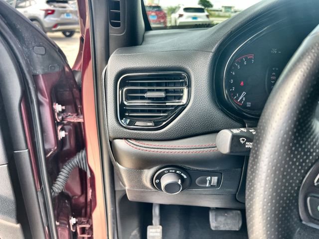 Used 2024 Dodge Durango GT RWD image 17
