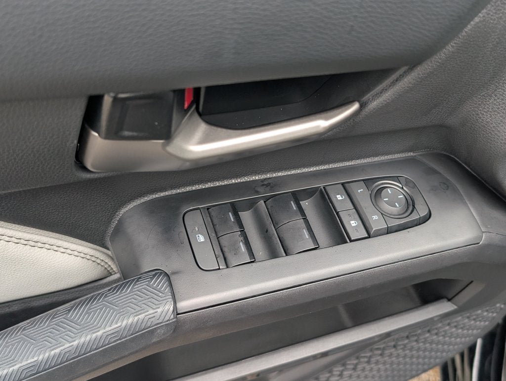 Certified 2026 Toyota Tacoma Limited AWD/4WD image 9