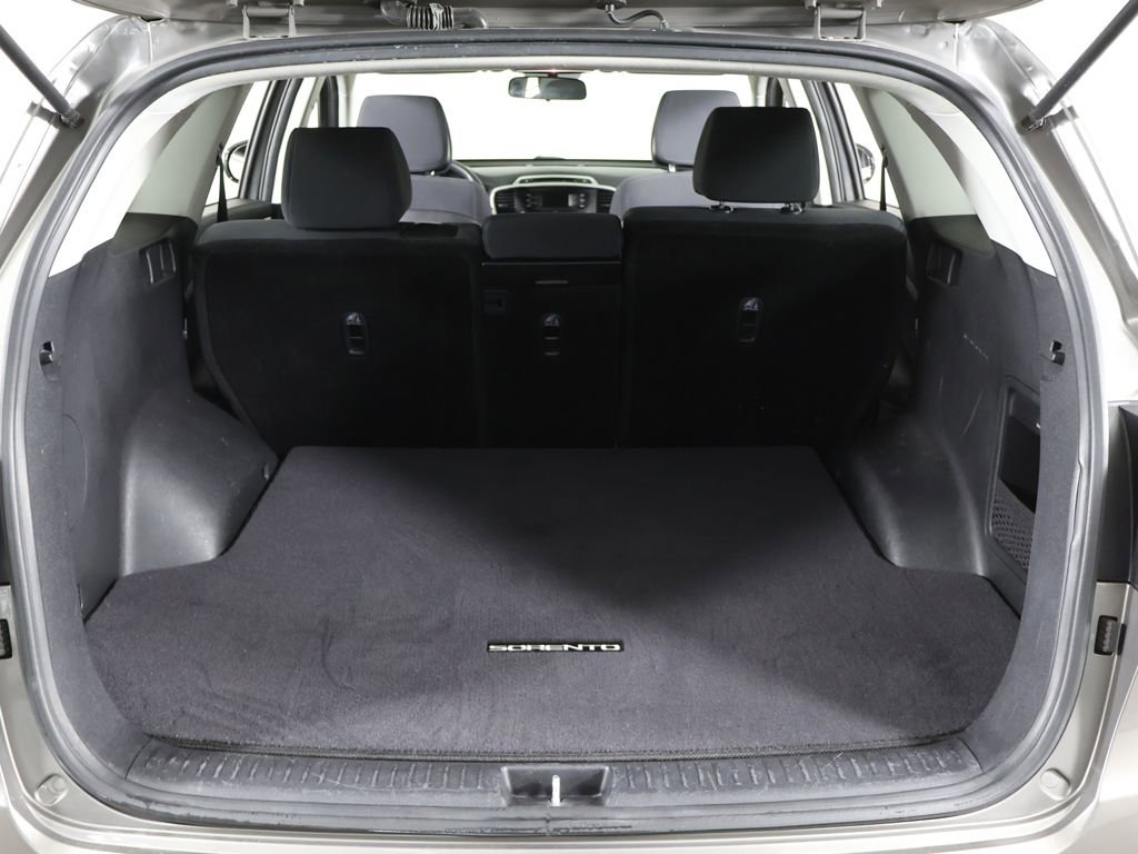 Used 2016 Kia Sorento L FWD image 14