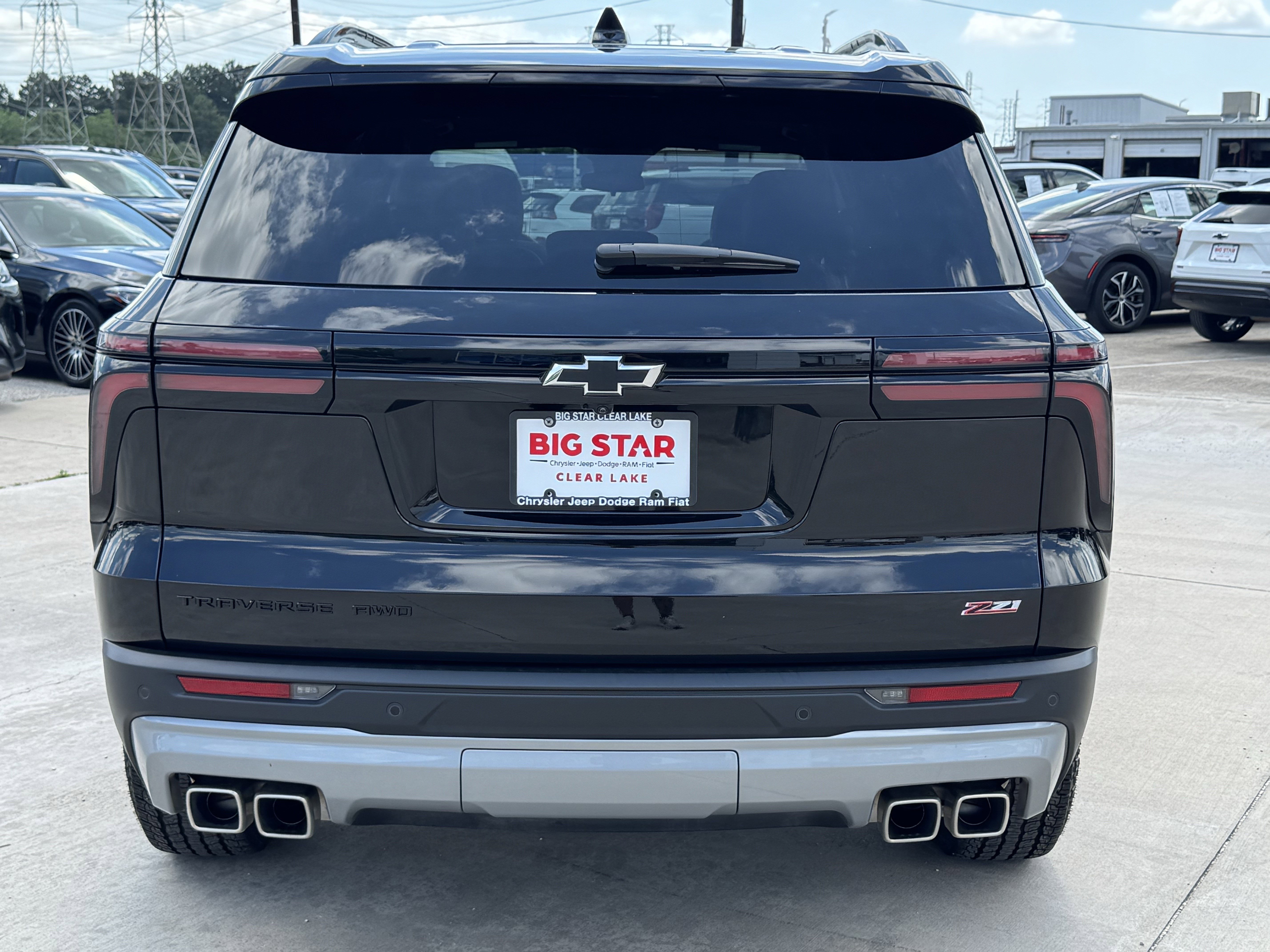 Used 2025 Chevrolet Traverse Z71 w/ Driver Confidence Package AWD/4WD image 10
