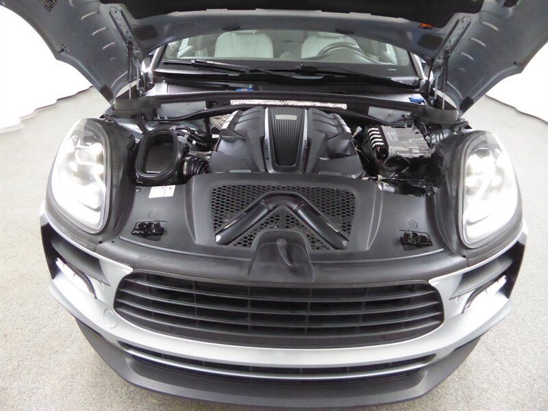Used 2021 Porsche Macan S AWD/4WD image 35