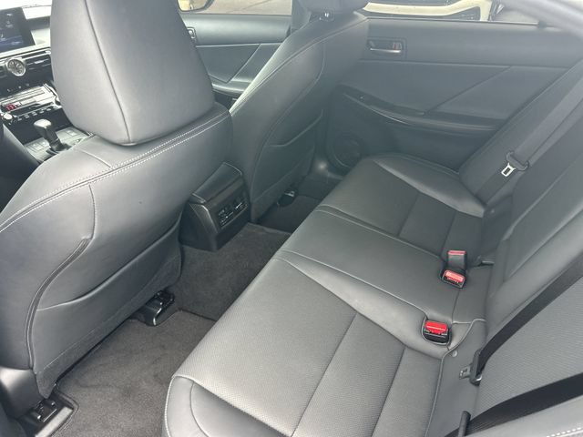 Used 2023 Lexus IS 300 w/ Comfort Package RWD image 31