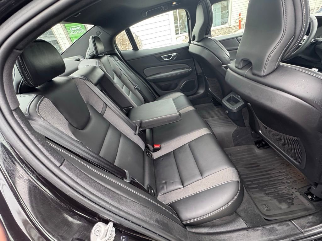 Used 2024 Volvo S60 B5 Plus image 38