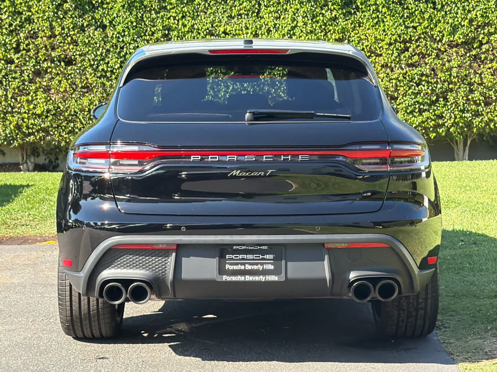 New 2026 Porsche Macan Turbo AWD/4WD image 7