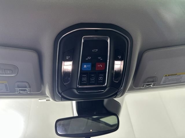 Used 2022 Jeep Grand Cherokee Limited 4xe image 24