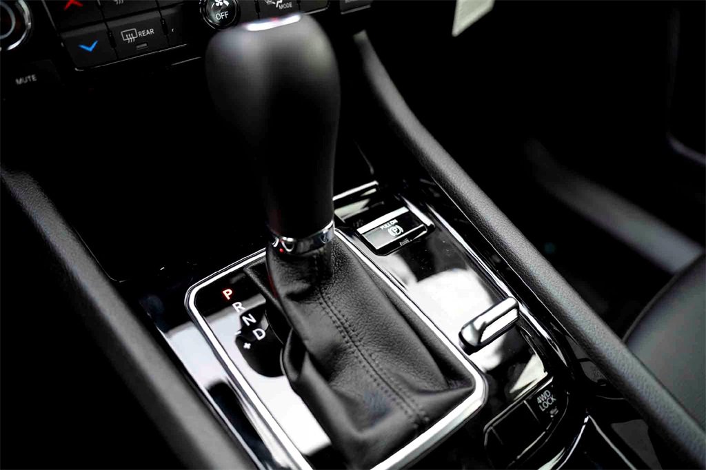 New 2026 Jeep Compass Latitude image 17