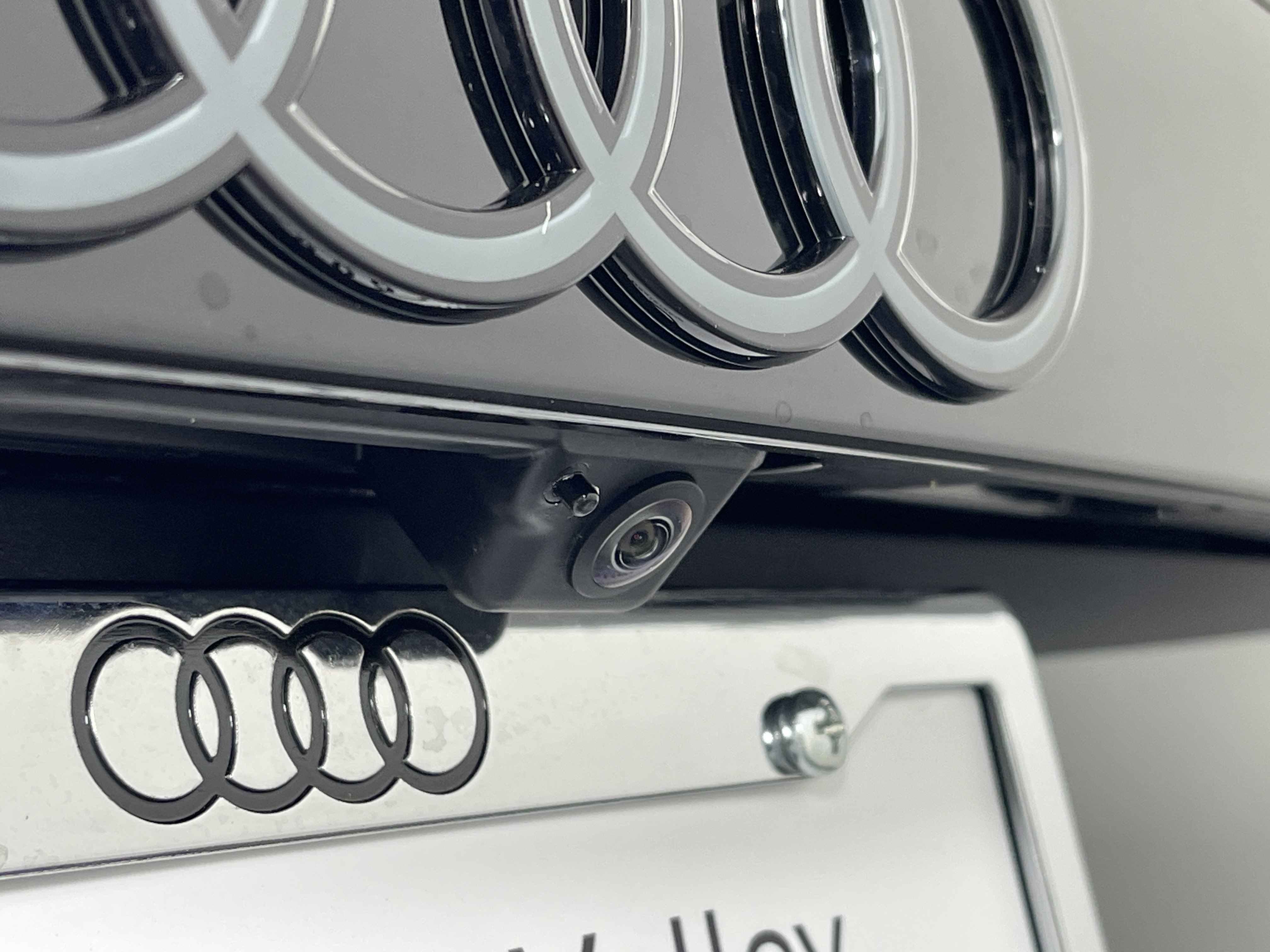New 2025 Audi Q8 Premium Plus image 18