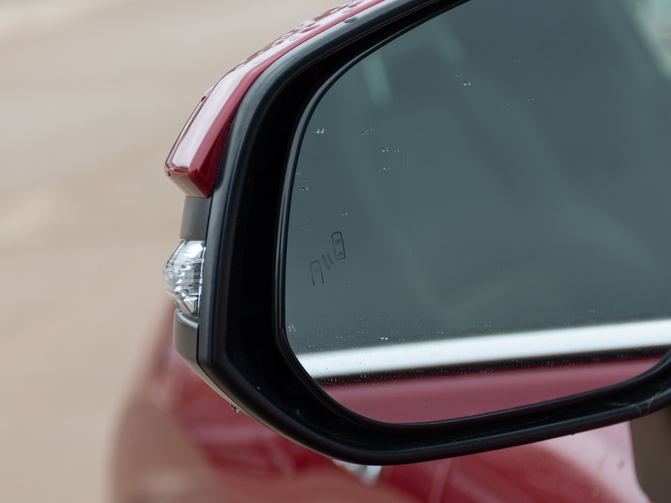 Used 2021 Toyota Venza XLE w/ Softex Package image 7