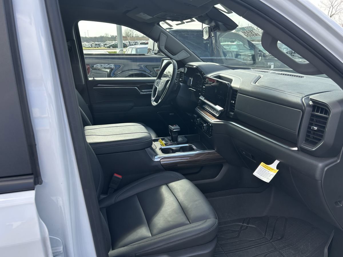 Used 2025 Chevrolet Silverado 1500 RST w/ RST All Star Premium Package image 12