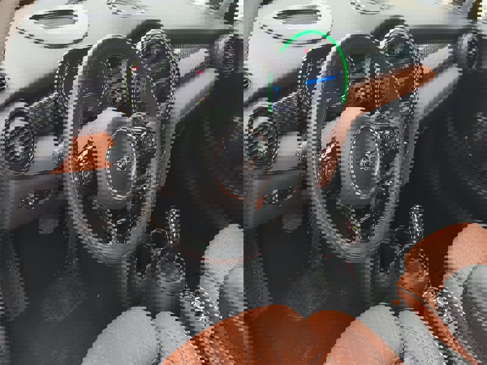 Used 2021 MINI Cooper S image 10