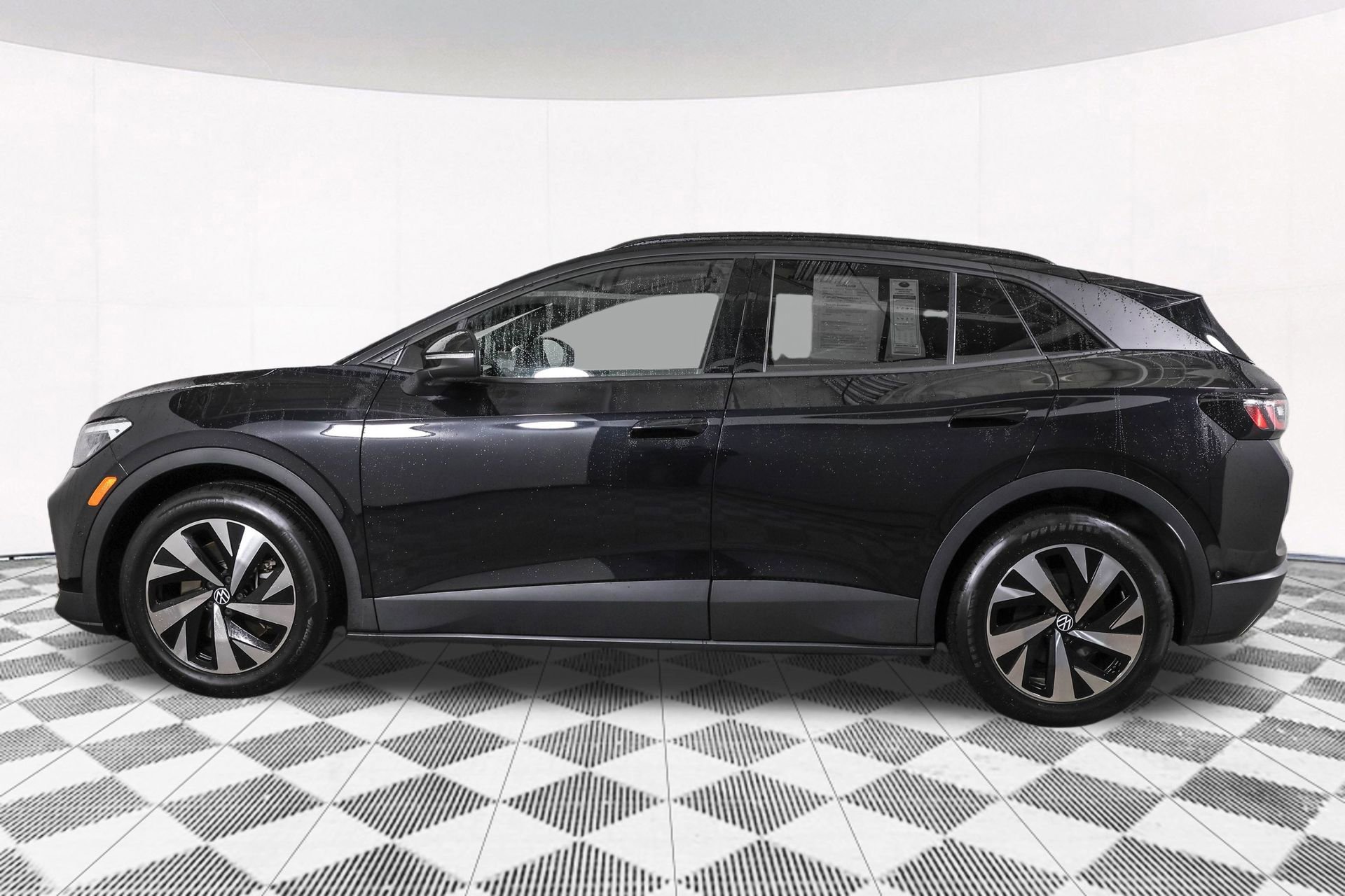 Used 2023 Volkswagen ID.4 2WD image 18