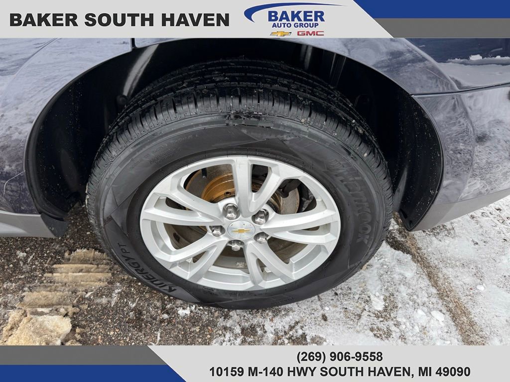 Used 2016 Chevrolet Equinox LT w/ Convenience Package image 4