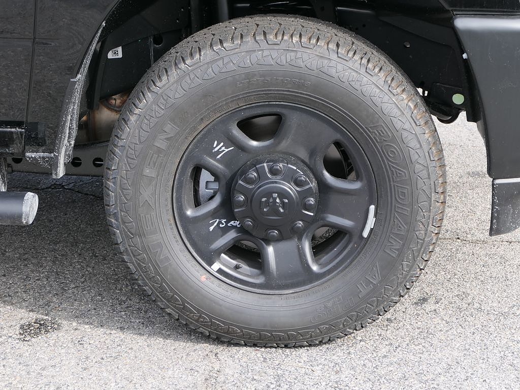 New 2026 RAM 3500 Tradesman RWD image 25